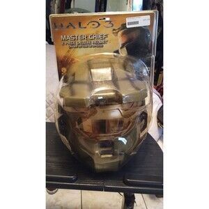 Halo 3 Master Chief 2 Piece Deluxe Helmet Extremely Rare Sealed Collectible 2008